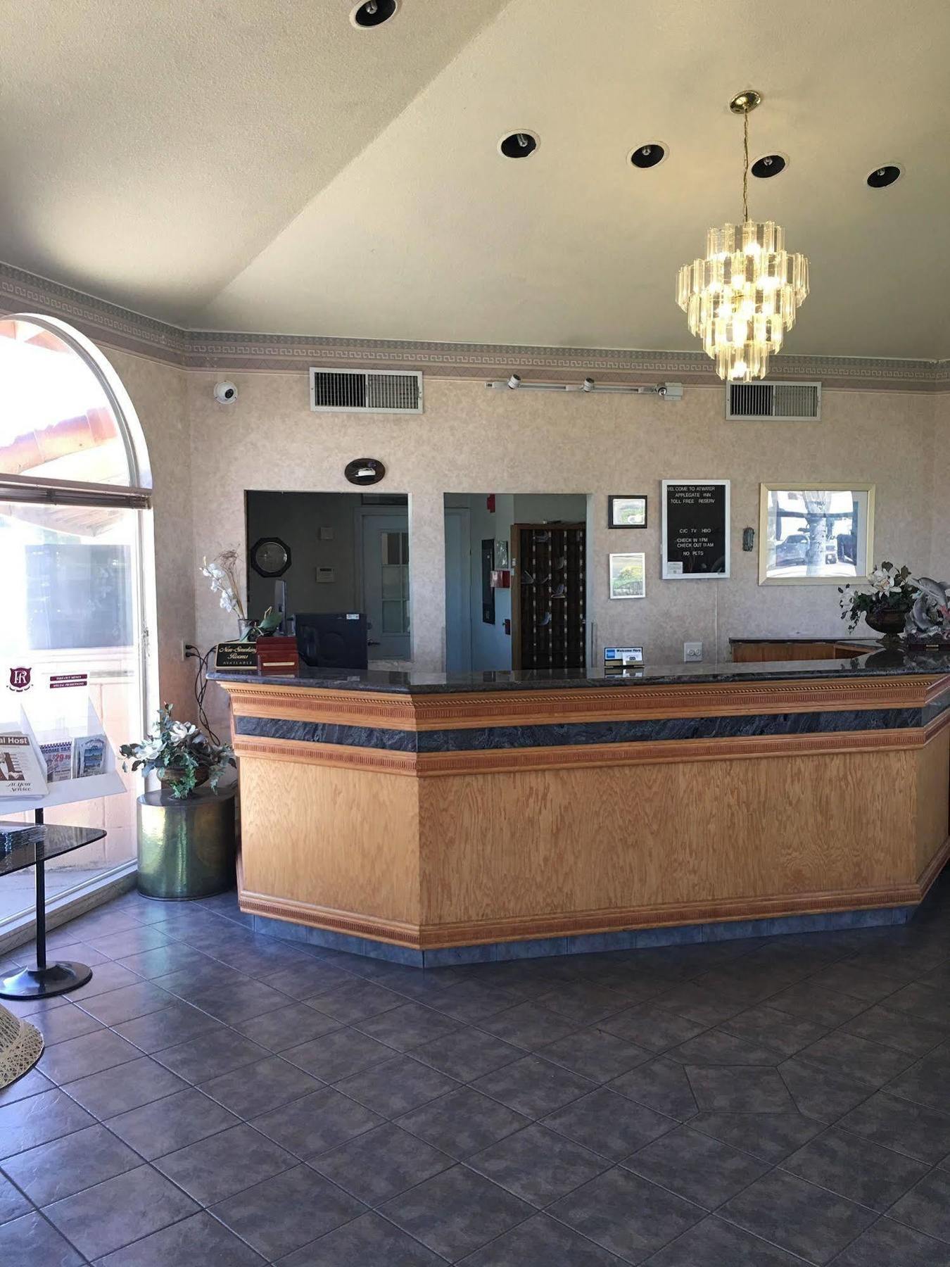 Applegate Inn アトウォーター エクステリア 写真